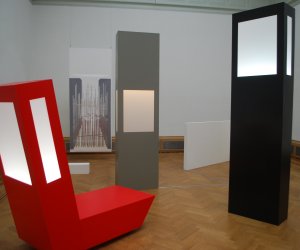 Black, White, two Gray to Red, Lichtinstallatie _ objecten, Plexiglas en Forex