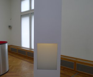 Black, White, two Gray to Red, Lichtinstallatie _ objecten, Plexiglas en Forex