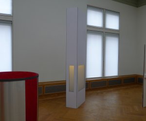 Black, White, two Gray to Red, Lichtinstallatie _ objecten, Plexiglas en Forex